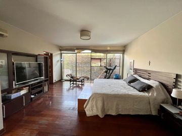 Venta moderna casa Urb. La Molina Vieja