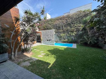 Venta moderna casa Urb. La Molina Vieja