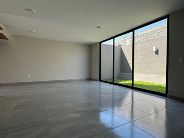 ESTRENA CASA EN VENTA FRACC.VALLE DE JURIQUILLA 3 RECÀMARAS AMENIDADES