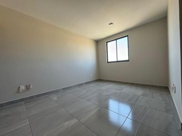 ESTRENA CASA EN VENTA FRACC.VALLE DE JURIQUILLA 3 RECÀMARAS AMENIDADES