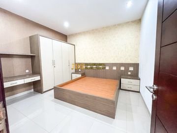 Dijual Villa Fully Furnished Komplek Cemara Asri Jalan Azalea IV