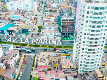 VENTA DE CASA COMO TERRENO EN EL SOLICITADO DISTRITO DE PUEBLO LIBRE