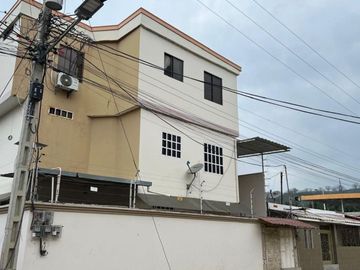 casa rentera de venta en portoviejo