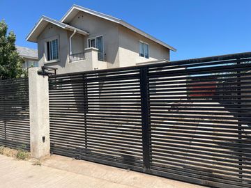 ¡Oferta! Casa en terreno de 320 m2, Laguna del Sol, Padre Hurtado.