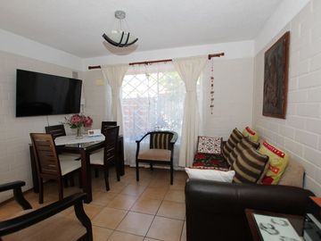 Se Vende Casa En Puente Alto - Calle Lago del Parillar
