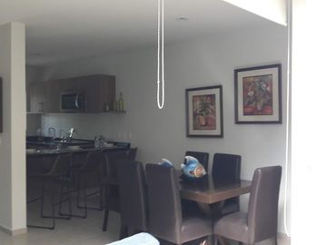 Casa Oportunidad en Venta CASA 160MTS amplios Espacios Centrica FRENTE A PARQUE Av Patria &AV LOPEZ MATEOS Zapopan