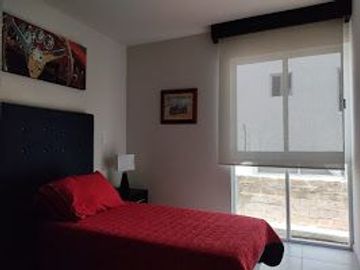 Casa Oportunidad en Venta CASA 160MTS amplios Espacios Centrica FRENTE A PARQUE Av Patria &AV LOPEZ MATEOS Zapopan