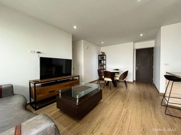 ¡Vive el Lujo en Miraflores! Moderno Departamento de 2 Habitaciones con Cochera por $219,000