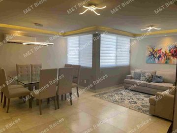 VENTA CASA UNA PLANTA, DOS FRENTES, ESPACIOS MUY AMPLIOS