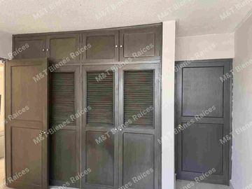 VENTA CASA UNA PLANTA, DOS FRENTES, ESPACIOS MUY AMPLIOS