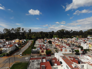 CASA EN CALLE PASEO DEL SOLAR, COND. TULTEPEC II, TULTEPEC, ¡NO CREDITO!