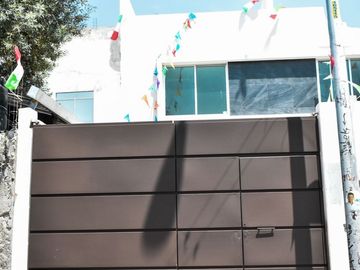 CASA EN VENTA EN ARBOLEDAS DE LOMA BELLA PUEBLA