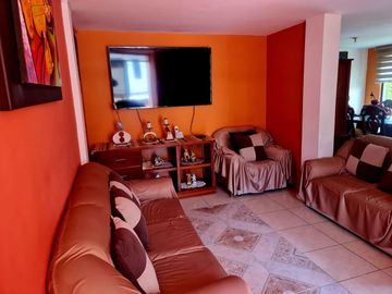 VENTA DE CASA EN CONOCOTO, MARQUEZA DE SOLANDA