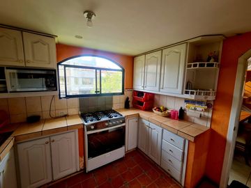 VENTA DE CASA EN CONOCOTO, MARQUEZA DE SOLANDA