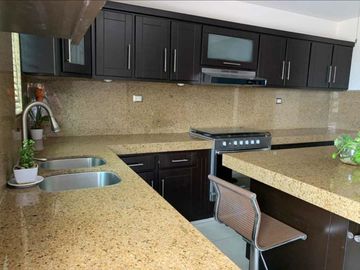 Vendo casa en Colinas de San Miguel