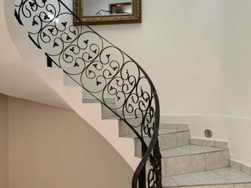 Vendo casa en Colinas de San Miguel