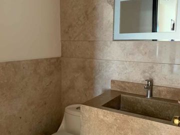 Vendo casa en Colinas de San Miguel