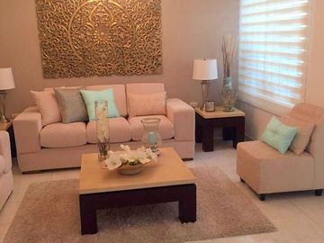 Vendo casa en Colinas de San Miguel