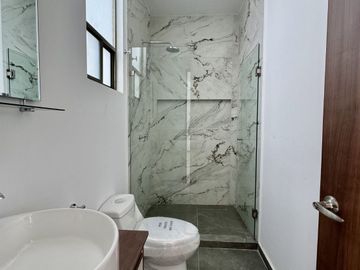 Hermosa casa al sur de Pachuca, Vía del Agua. Cercana a explanada Sur
