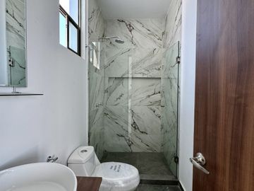 Hermosa casa al sur de Pachuca, Vía del Agua. Cercana a explanada Sur