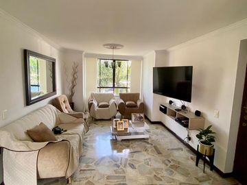 SE VENDE APARTAMENTO EN LA FONTANA, BARRIO HACIENDA