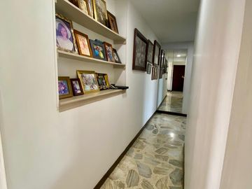 SE VENDE APARTAMENTO EN LA FONTANA, BARRIO HACIENDA