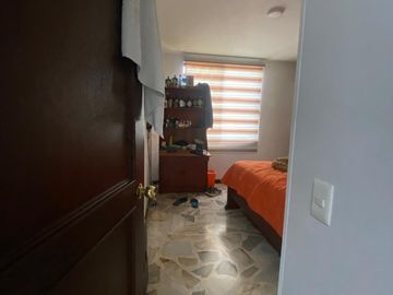 SE VENDE APARTAMENTO EN LA FONTANA, BARRIO HACIENDA