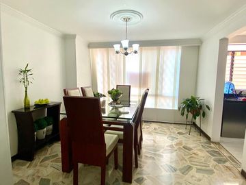 SE VENDE APARTAMENTO EN LA FONTANA, BARRIO HACIENDA