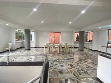 SE VENDE APARTAMENTO EN LA FONTANA, BARRIO HACIENDA