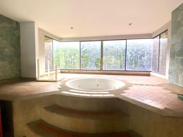 SE VENDE APARTAMENTO EN LA FONTANA, BARRIO HACIENDA