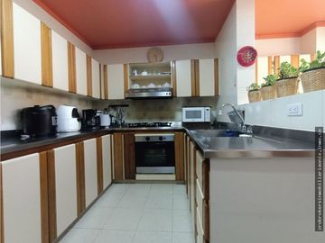 VENDO APARTAMENTO EN SANTA TERECITA