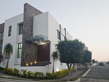 Venta de Casa Lomas de Angelópolis - Puebla
