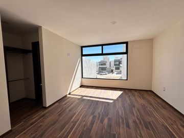Casa en Venta en San Angel V con Roof Garden.