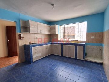 Casa En Venta Av. Libertad Huanchaco Tradicional 4 Cuadras De La Playa 232.70M2-1115492