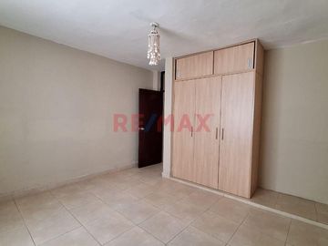 Casa En Venta Av. Libertad Huanchaco Tradicional 4 Cuadras De La Playa 232.70M2-1115492