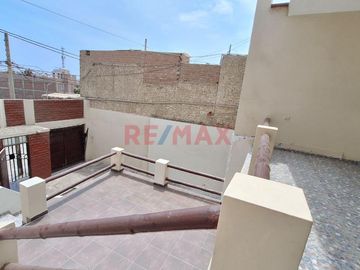 Casa En Venta Av. Libertad Huanchaco Tradicional 4 Cuadras De La Playa 232.70M2-1115492