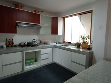 Venta De Amplio Departamento De 120 M2 En Santa Rosa - Callao