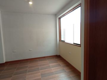 Venta De Amplio Departamento De 120 M2 En Santa Rosa - Callao