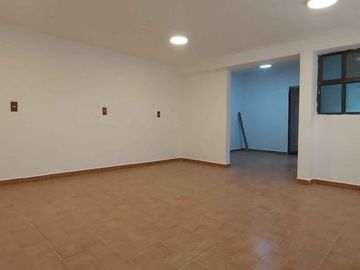 CASA EN VENTA EN COLONIA PASEO DE TAXQUEÑA, ALCALDIA COYOACAN, CALLE PASEO DE LAS TROJES
