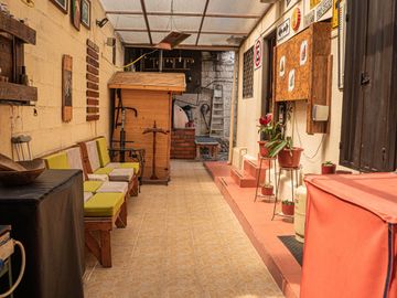 Casa en Venta, Sector Cuartel Cayambe, Ricaurte, Cuenca