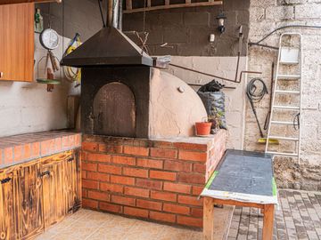 Casa en Venta, Sector Cuartel Cayambe, Ricaurte, Cuenca