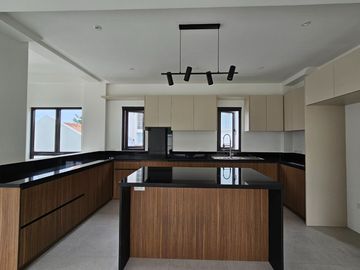 Brand New House for Sale in Verdana Homes Daang Hari enar Portofino Ayala Alabang Hills Tierra Nueva Alabang West