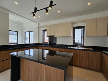 Brand New House for Sale in Verdana Homes Daang Hari enar Portofino Ayala Alabang Hills Tierra Nueva Alabang West