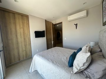 EN VENTA DEPARTAMENTO EN MAZATLAN DE 3 RECAMARAS A PIE DE PLAYA EN  CAMINO AL MAR (EQUIPADO) Y TRES BALCONES
