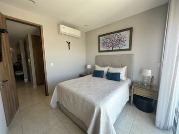 EN VENTA DEPARTAMENTO EN MAZATLAN DE 3 RECAMARAS A PIE DE PLAYA EN  CAMINO AL MAR (EQUIPADO) Y TRES BALCONES