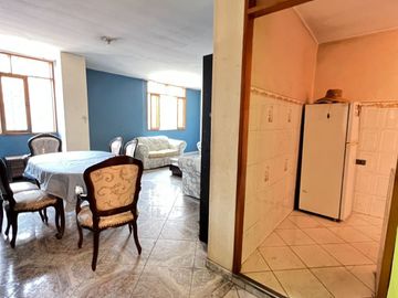 Se vende Casa de 3 pisos  el El Agustino