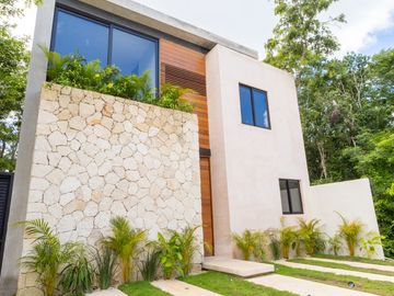 CASA EN VENTA EN VILLA AMORE EN VALENIA CLUB RESIDENCIAL