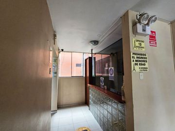 HOTEL 2DO Y 3ER PISO EN VENTA 279 M2 CALLE LAS PERDICES – SANTA ANITA