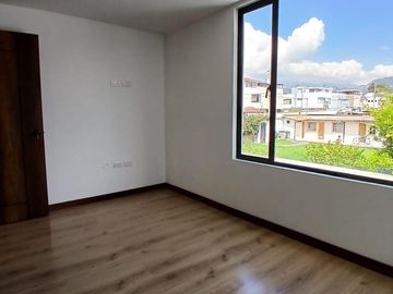 ¡Vive en Killari! Un hogar pensado para disfrutar en familia, rodeado de naturaleza y confort. /24urb89