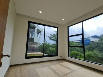 Best View Rumah Baru Cluster Sejuk di Perumahan Cigadung Dago Cikutra